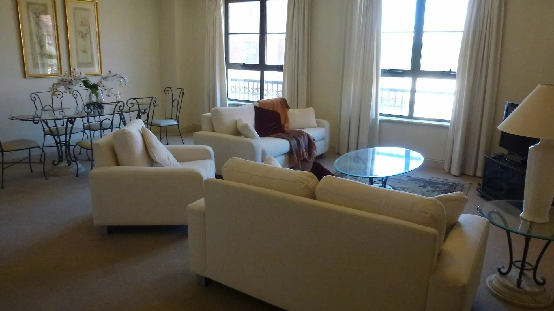 City Escape 2Bd In Adelaides East End 2