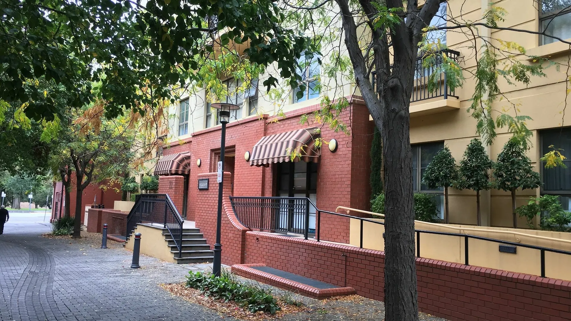 City Escape 2Bd In Adelaides East End 2 0*, Adelaide
